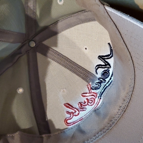 New York grey  Ball cap  preowned great condition one size  adjustable - Picture 4 of 5